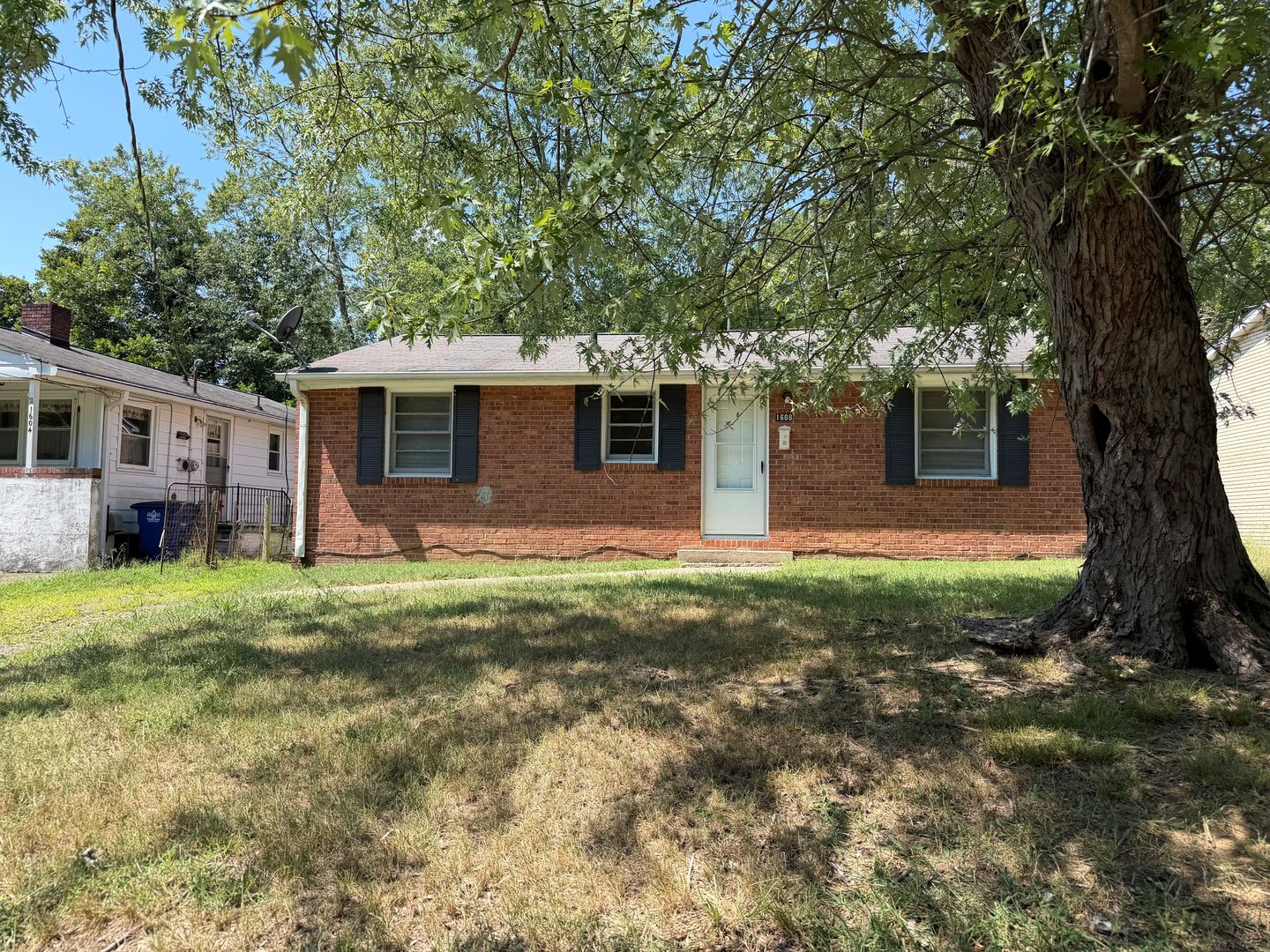 Winston-Salem House: 1608 Emerald St