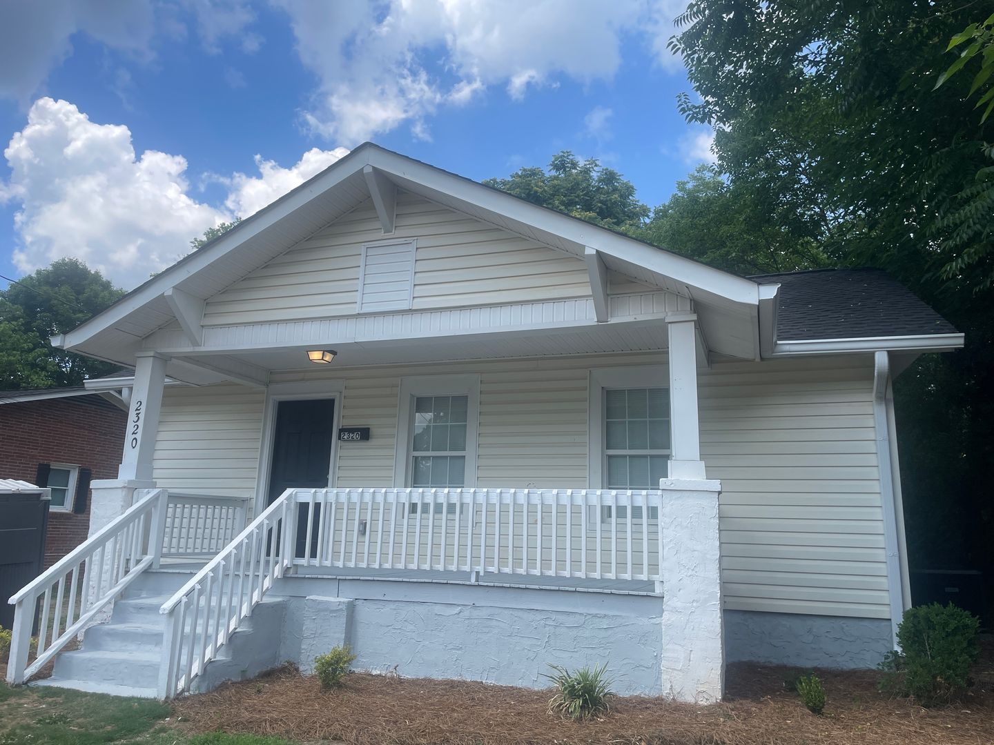 WINSTON-SALEM House: 2320 WATERBURY STREET