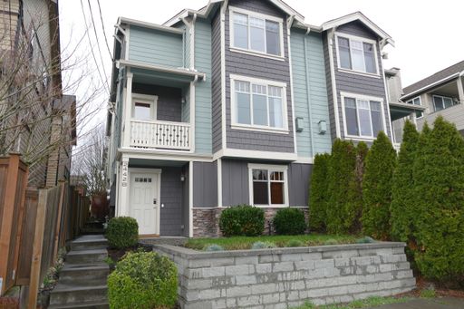 Gorgeous & Pristine - 2 Bedroom, 2.5 Bathroom - Ballard Townhouse – photo 1