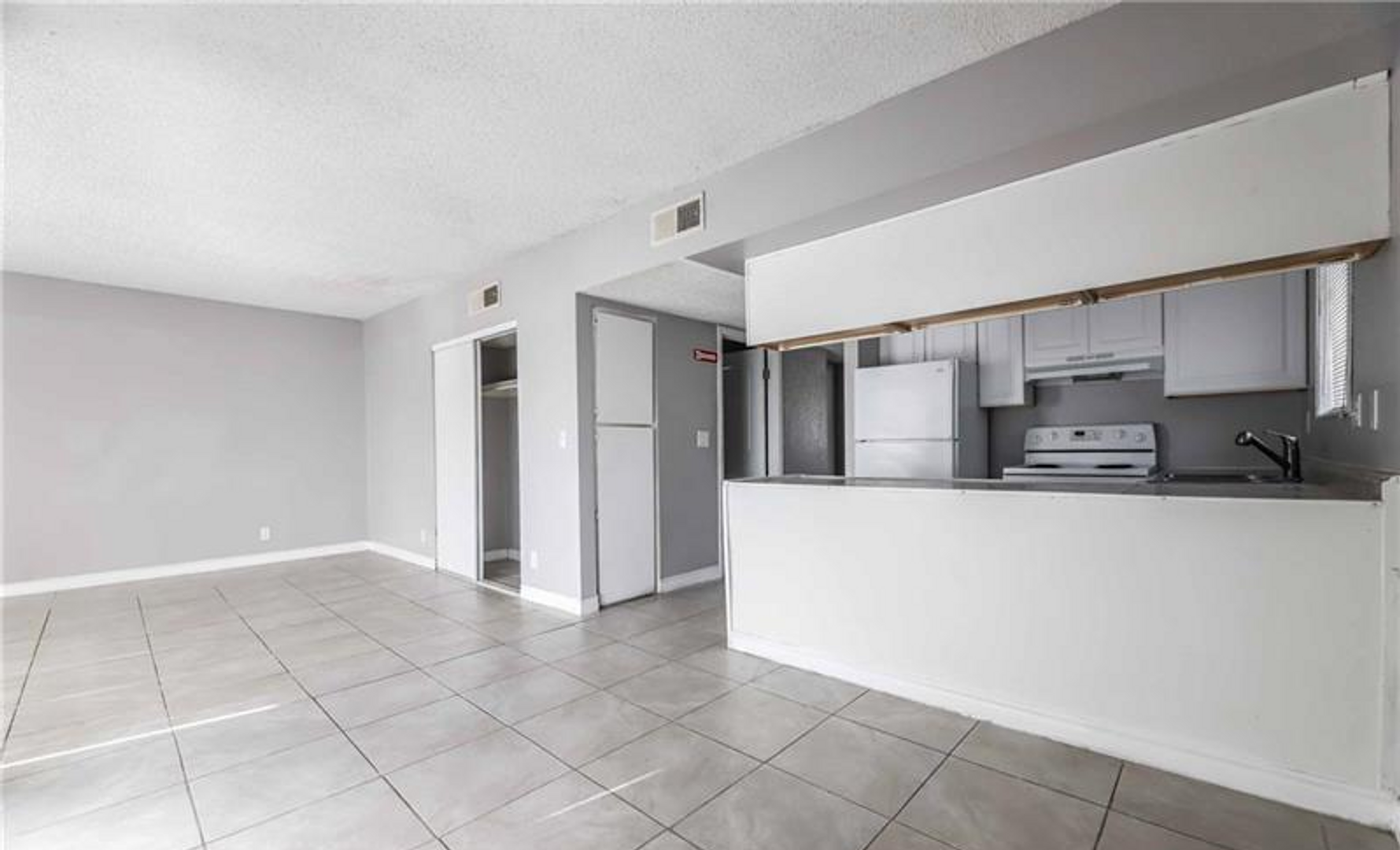 Las Vegas Apartment: 1912 Lirio Way