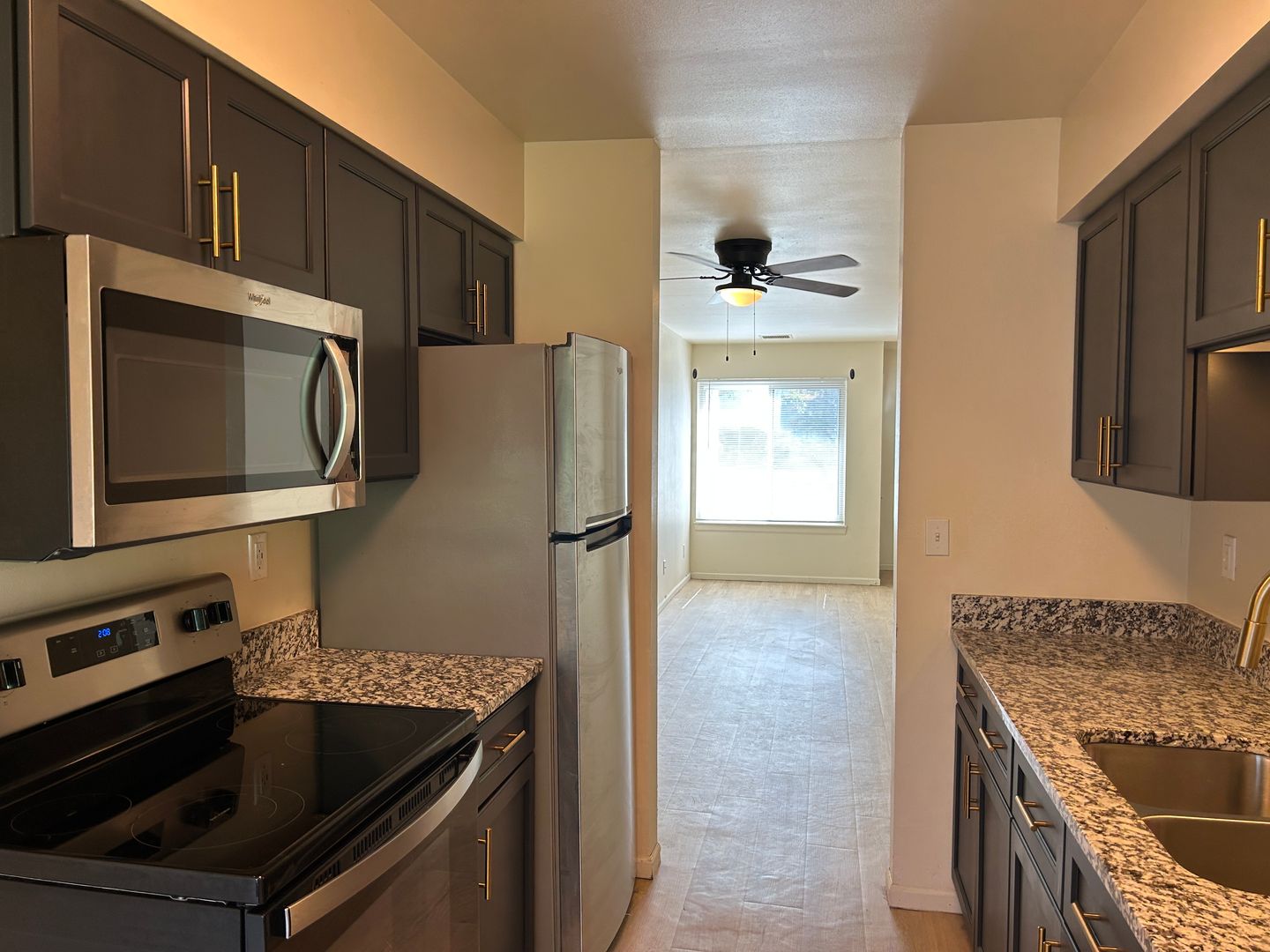 New Berlin Apartment: Hidden Creek Court