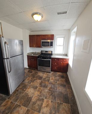 1 Bedroom 1 Bath apartment located 5 minute from 95 & 295 – photo 1