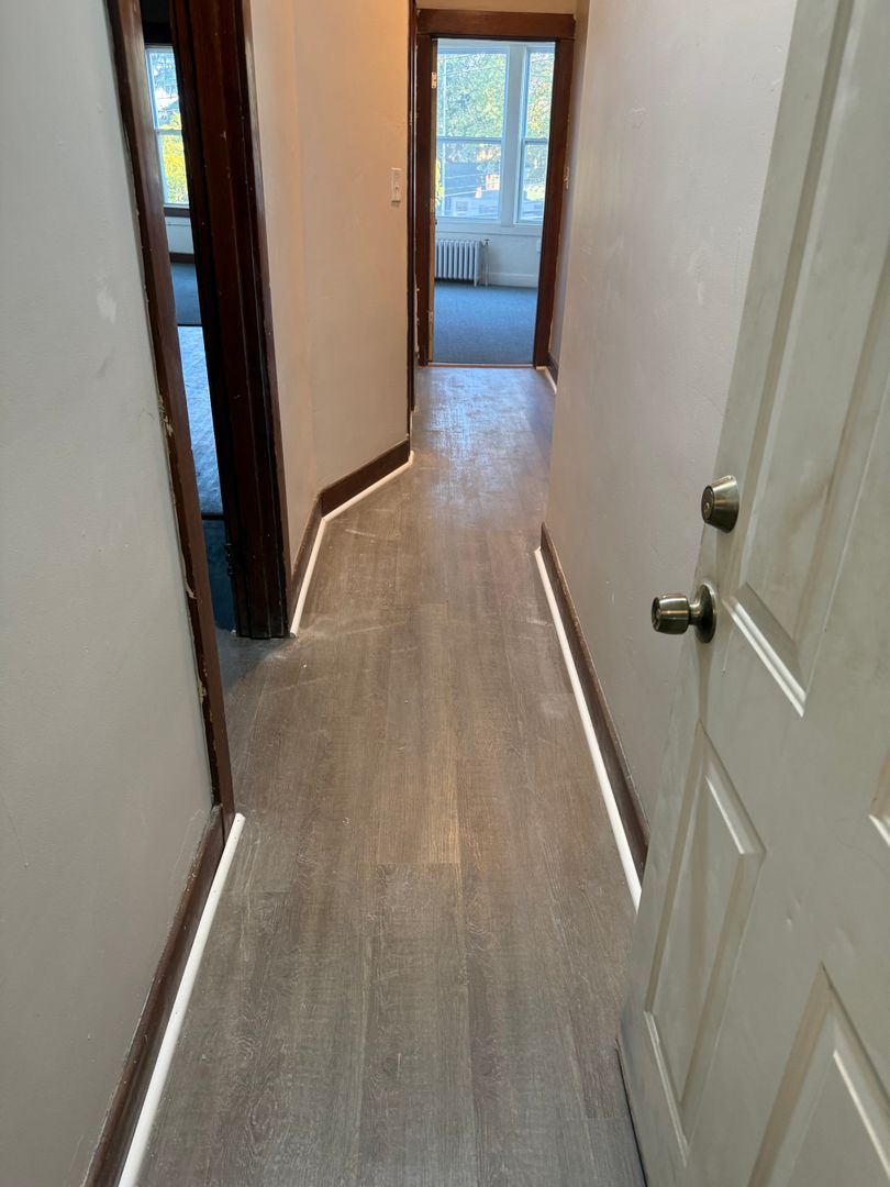 Duquesne Apartment: 222 Grant Ave