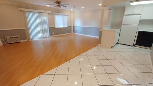 Very Spacious Deluxe 2 Br + 2 Baths Townhome Apt with 2 Balconies & Walk-in closet – photo 1