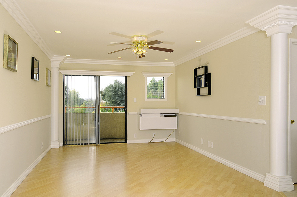 Echo Park Apartment: 1850 Morton Ave.
