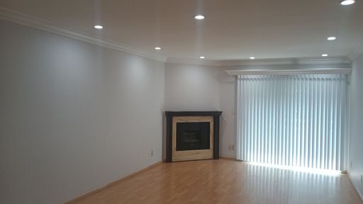 Spacious Deluxe 1 Br Apt with Fireplace, Balcony & Elegant upgrades – photo 1