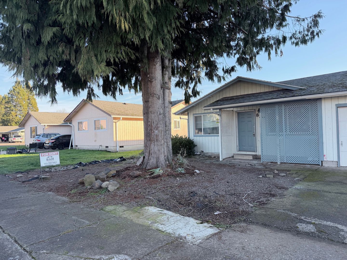 Lebanon Apartment: W Academy St