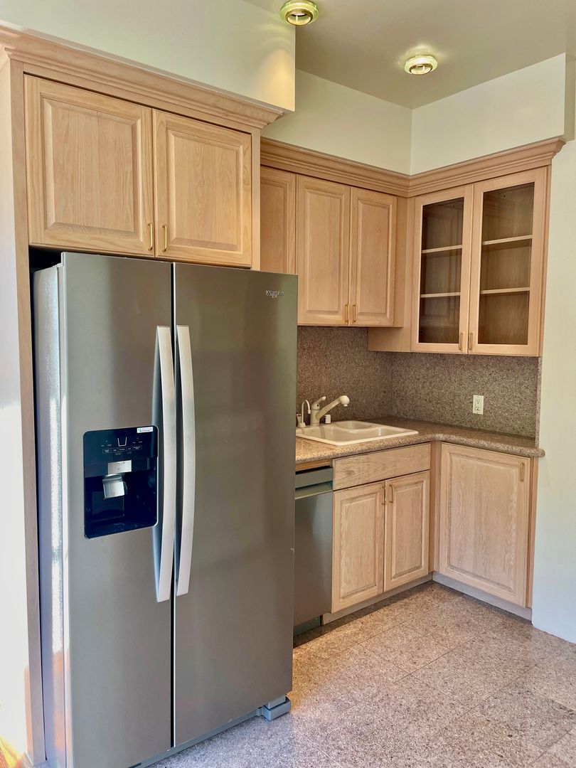 San Francisco Apartment: 2090 Broadway Street