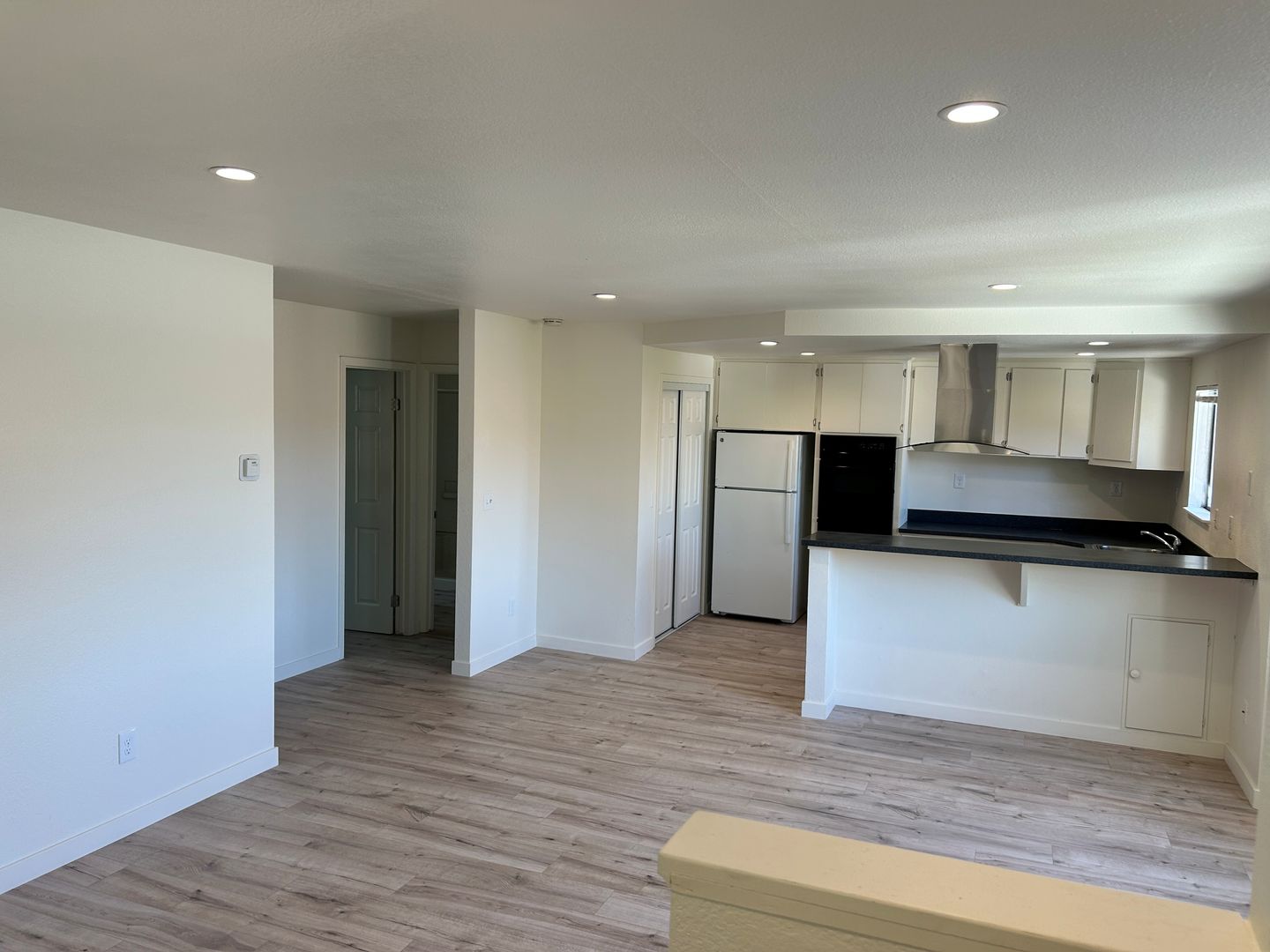 Citrus Heights Apartment: 7658/7660 Poppy Way