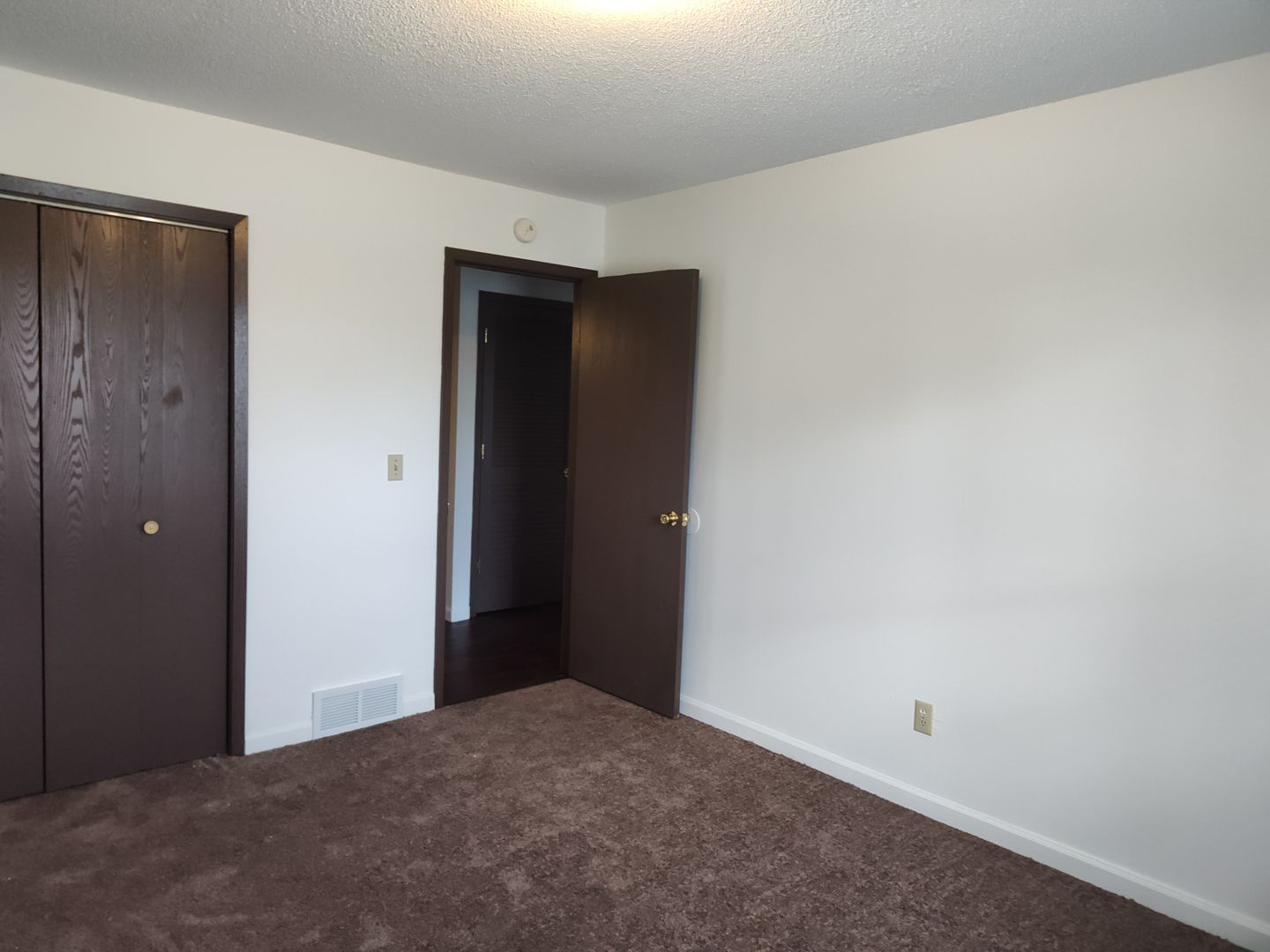 Cape Girardeau Apartment: 621 Sycamore Crl.