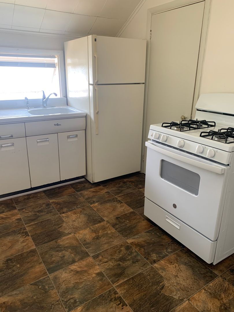 Big Rapids Apartment: 417 South Michigan Avenue