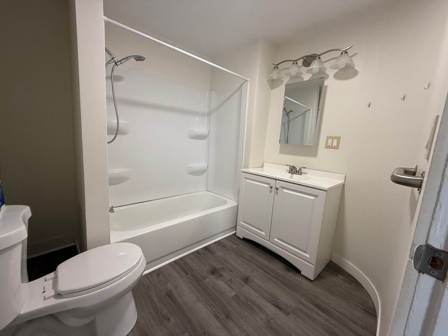 Big Rapids Apartment: 313 N. Michigan Ave