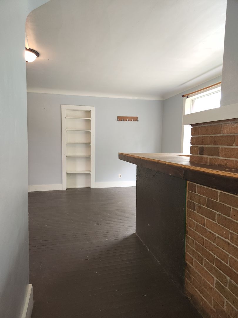 Big Rapids Apartment: 504 S. Warren Ave