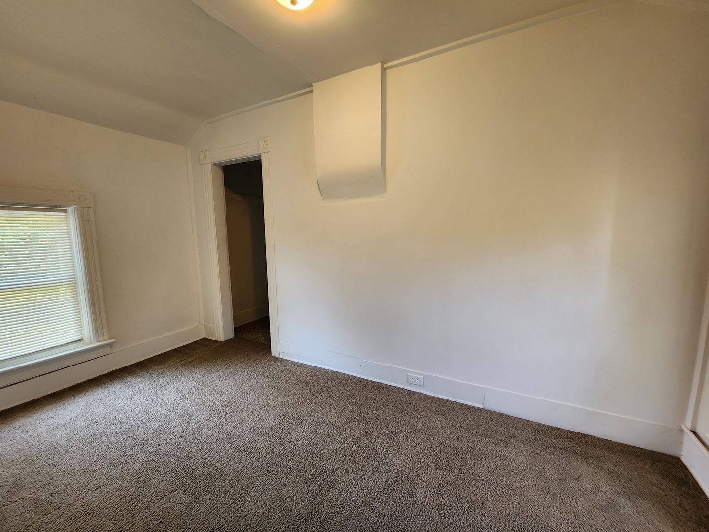 Big Rapids Apartment: 504 S. Warren Ave