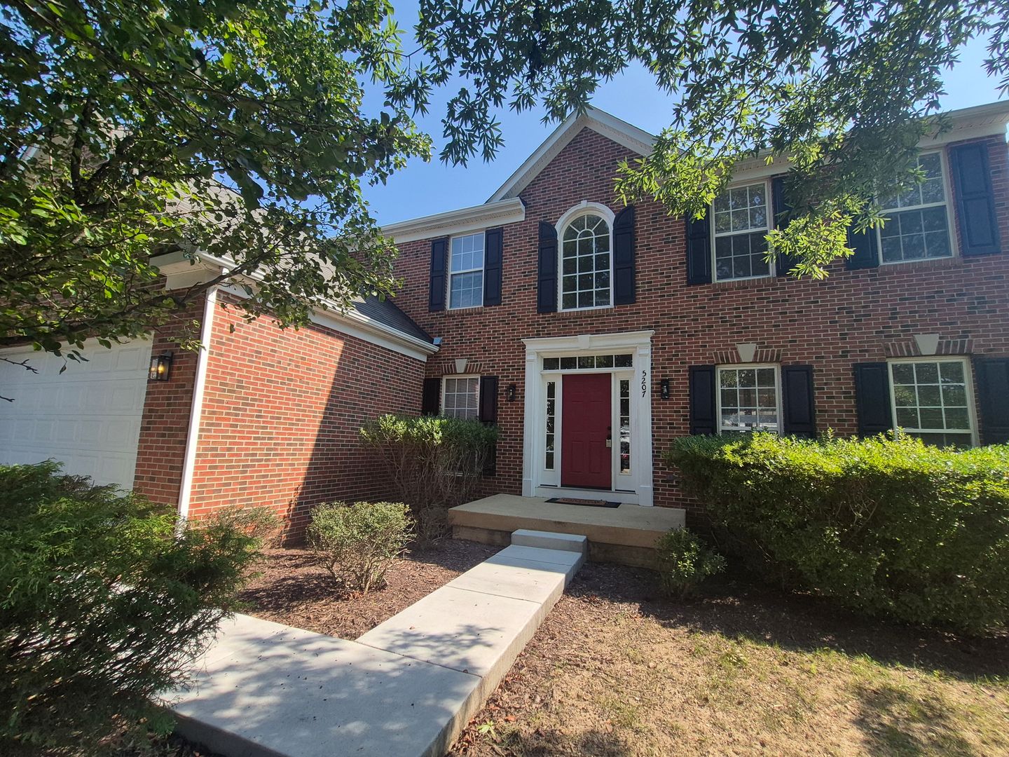 Fredericksburg House: 5207 Linden Drive
