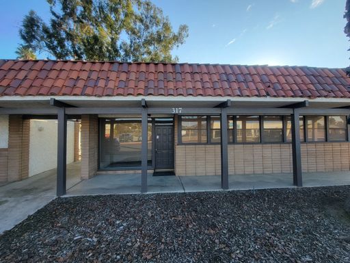 317 W. Henderson Ave.