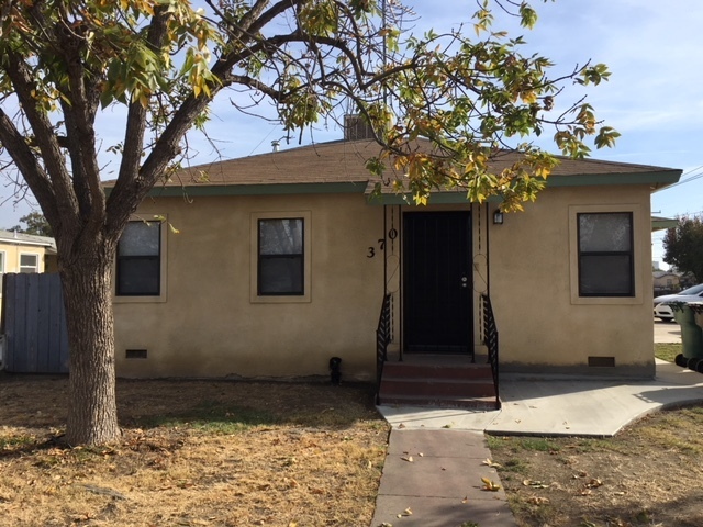 Tulare House: 370 S. Pratt