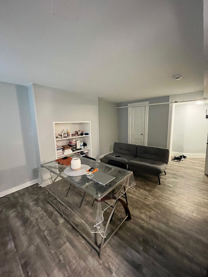 Albany Apartment: 251 State St