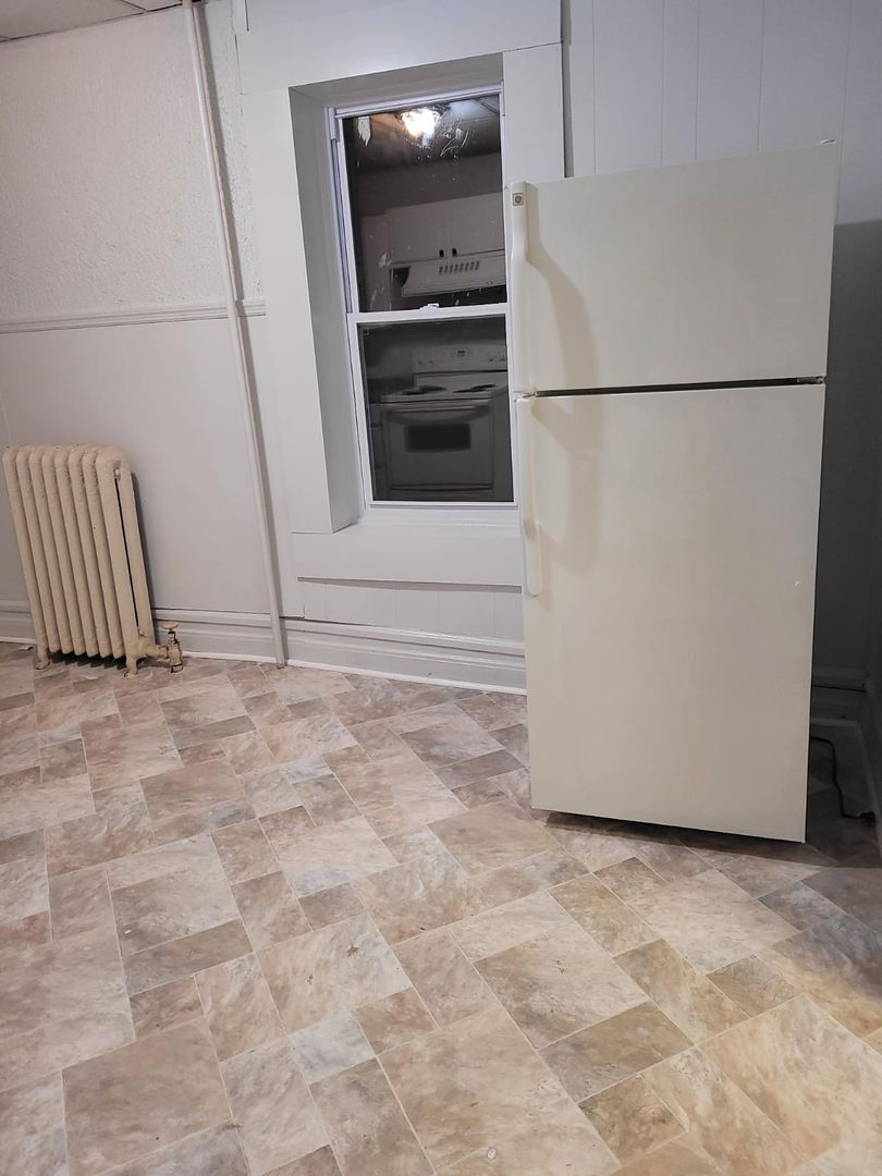 Schenectady Apartment: 838 Union Street