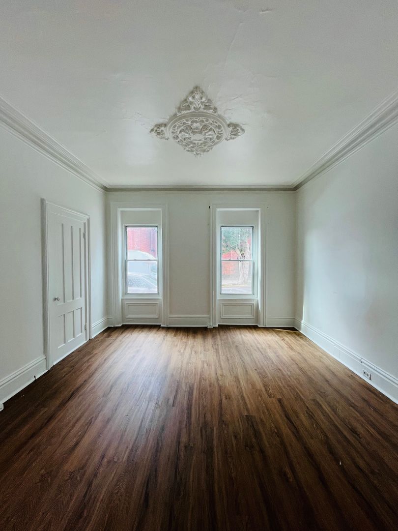 Cohoes Apartment: 82 Main Street