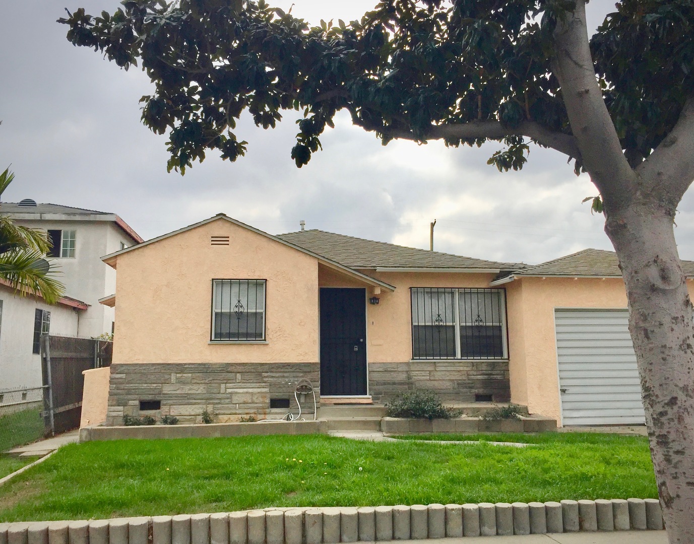 Long Beach House: 834 E. Silva St.