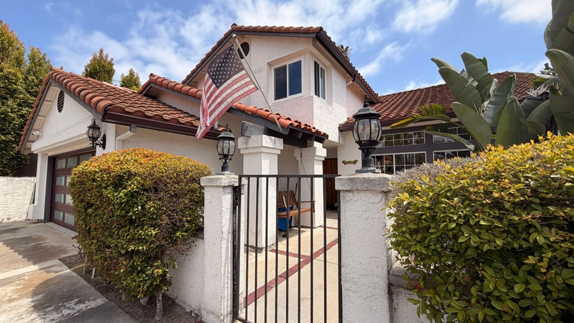 Carlsbad House: 2633 Valewood Ave