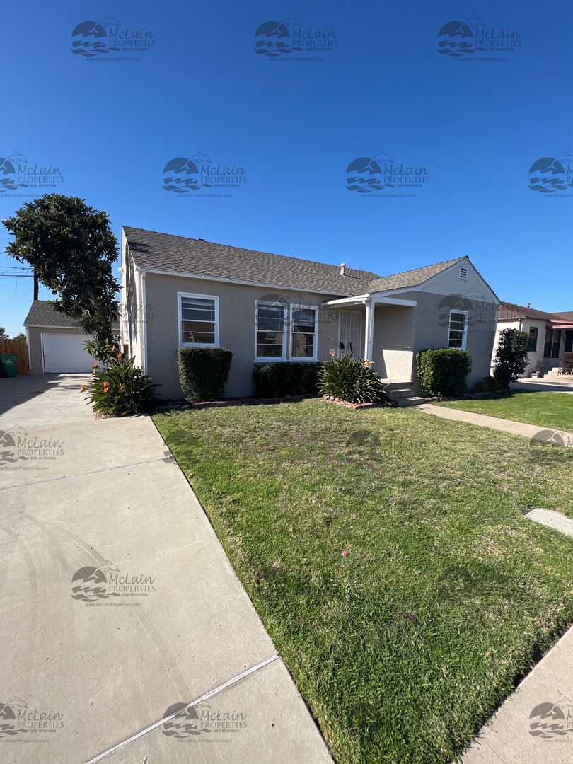 San Diego House: 4246 Corinth St.