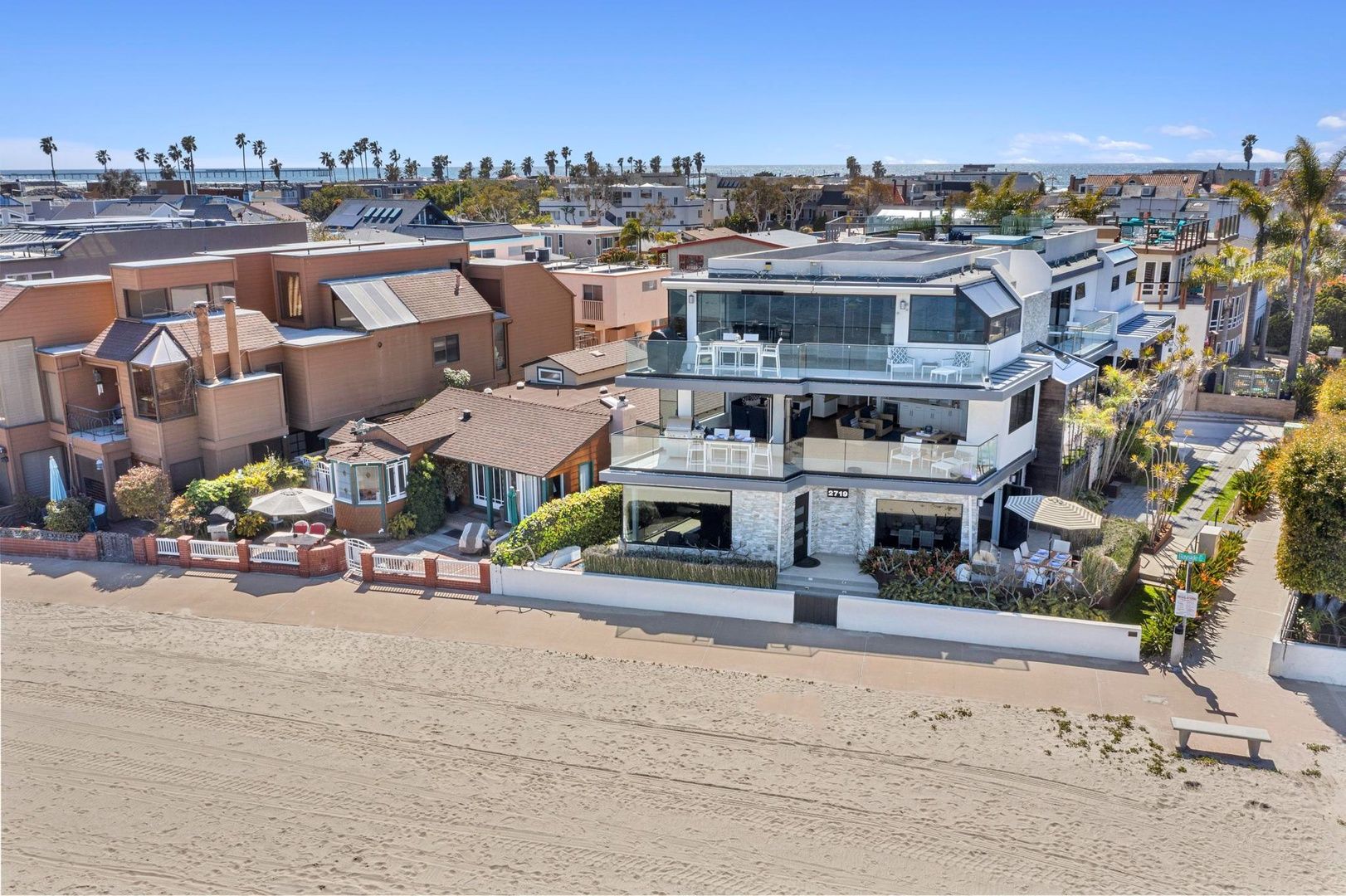 San Diego Townhome: 2719 Bayside Walk