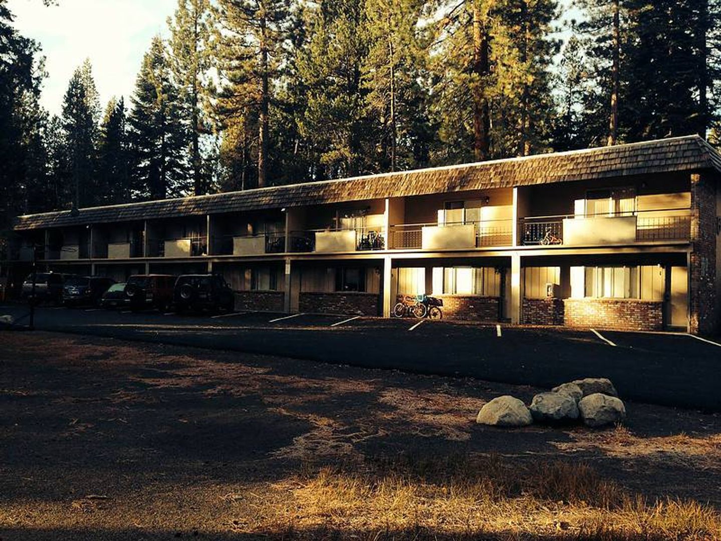 South Lake Tahoe Apartment: 1946 B Street