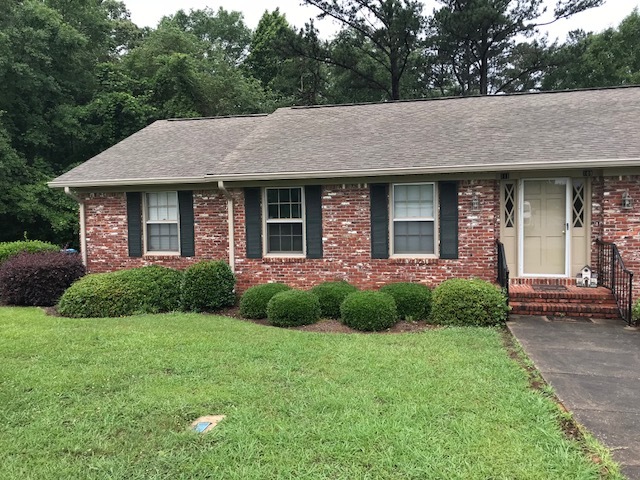 Talladega House: 111 Picadilly Circle