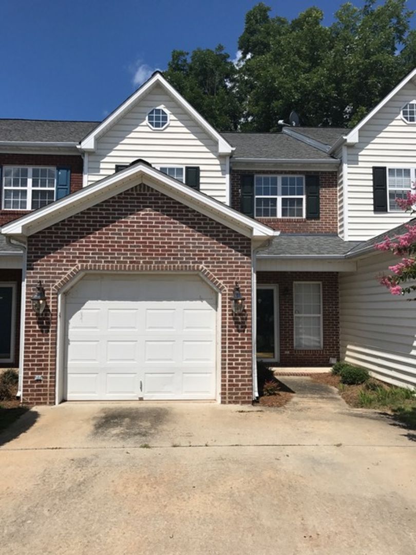 Oxford House: 192 Park Place