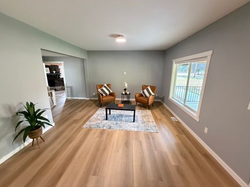 New Remodeled 3 Bedroom on acreage!