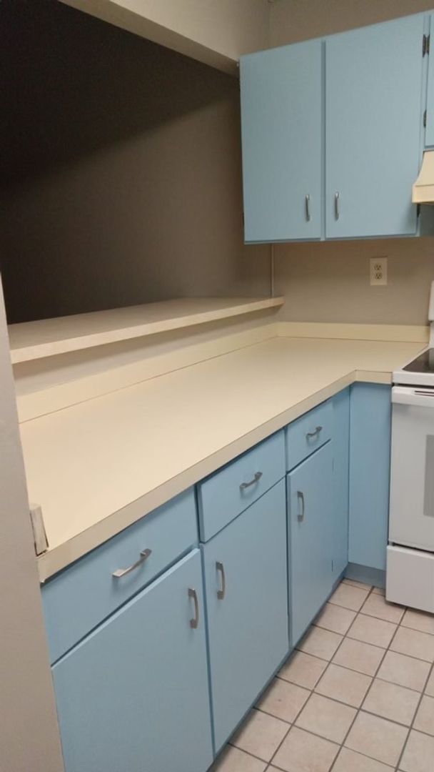 Waterbury Condo: 450 Hill St.,