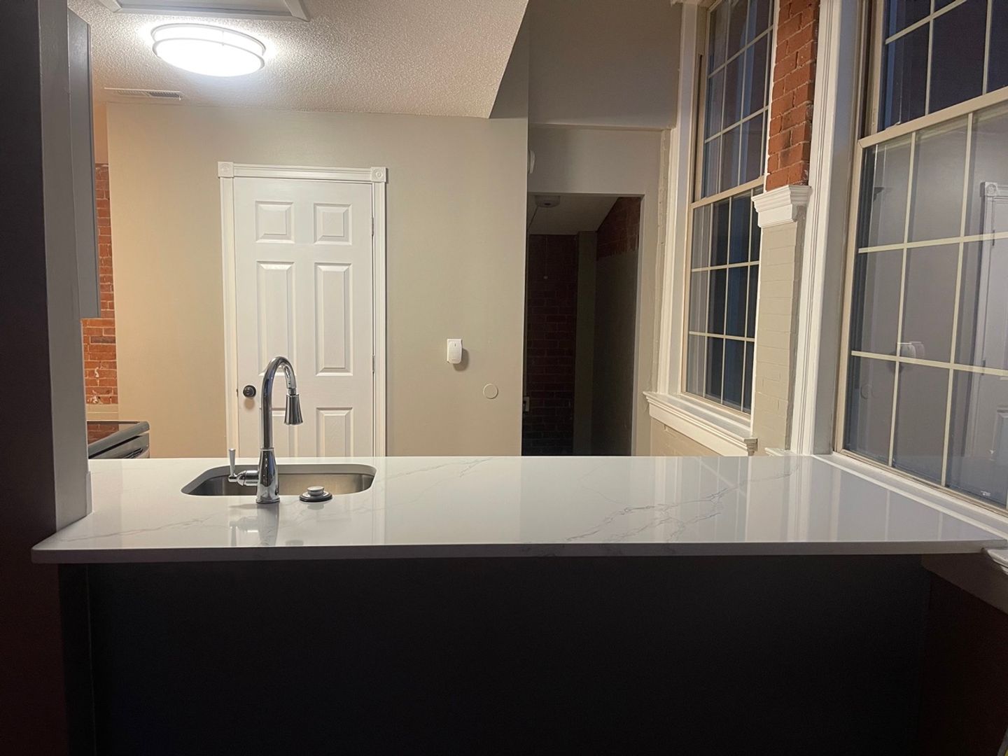 Waterbury Condo: 450 Hill St.,