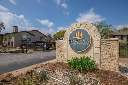 Toscana Apartments