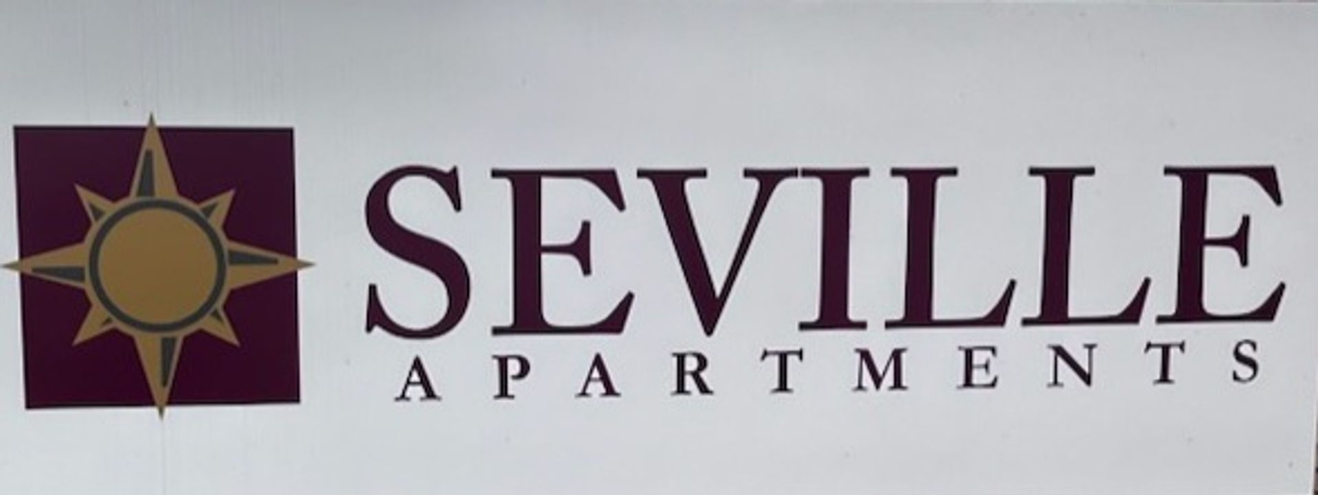 Kingsville Apartment: 704 W Corral Ave