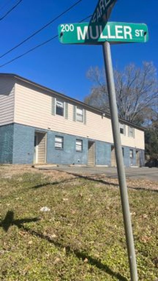 Nacogdoches Apartment: 226 Muller St.