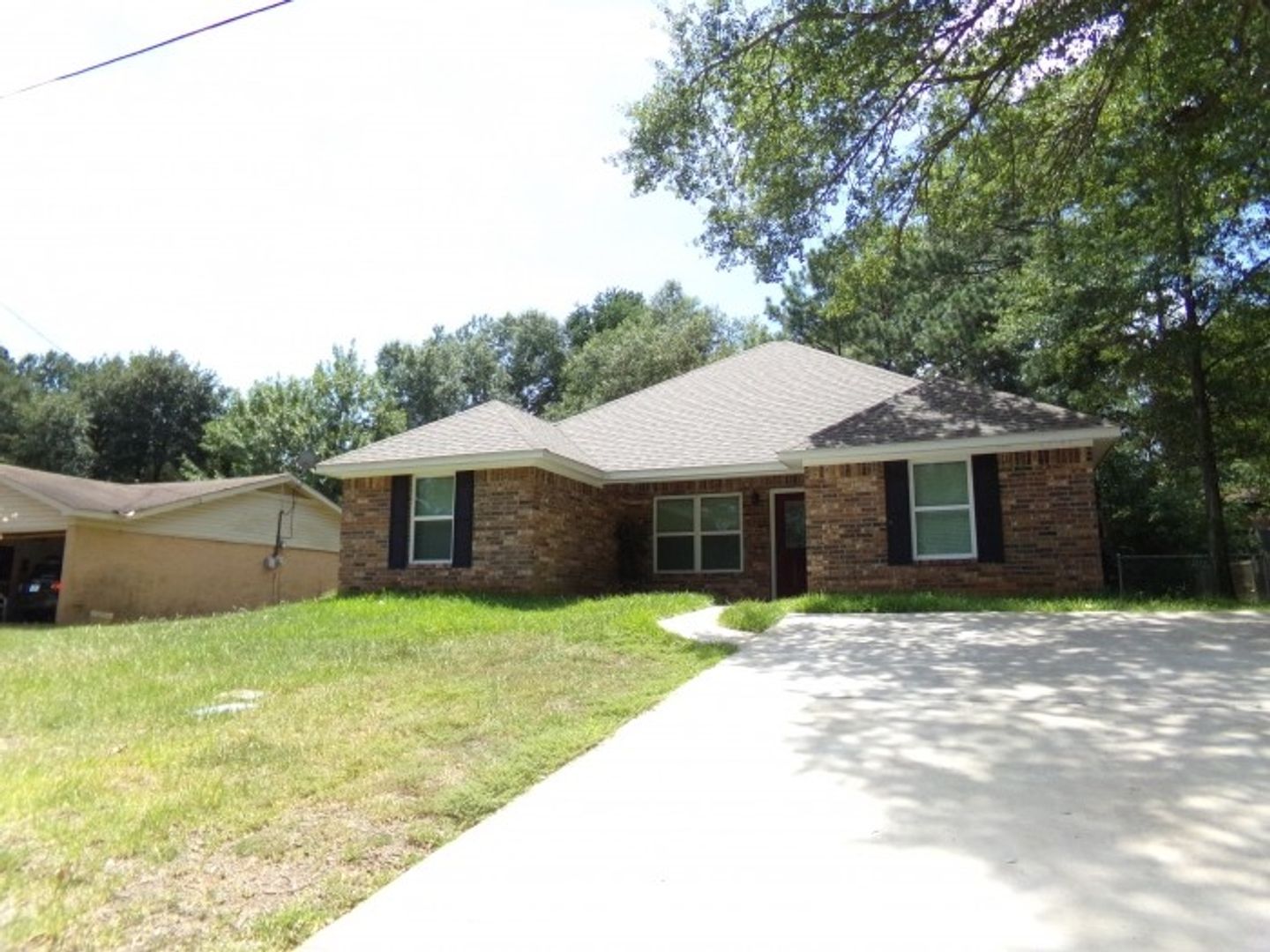 Nacogdoches House: 4715 Pearl St