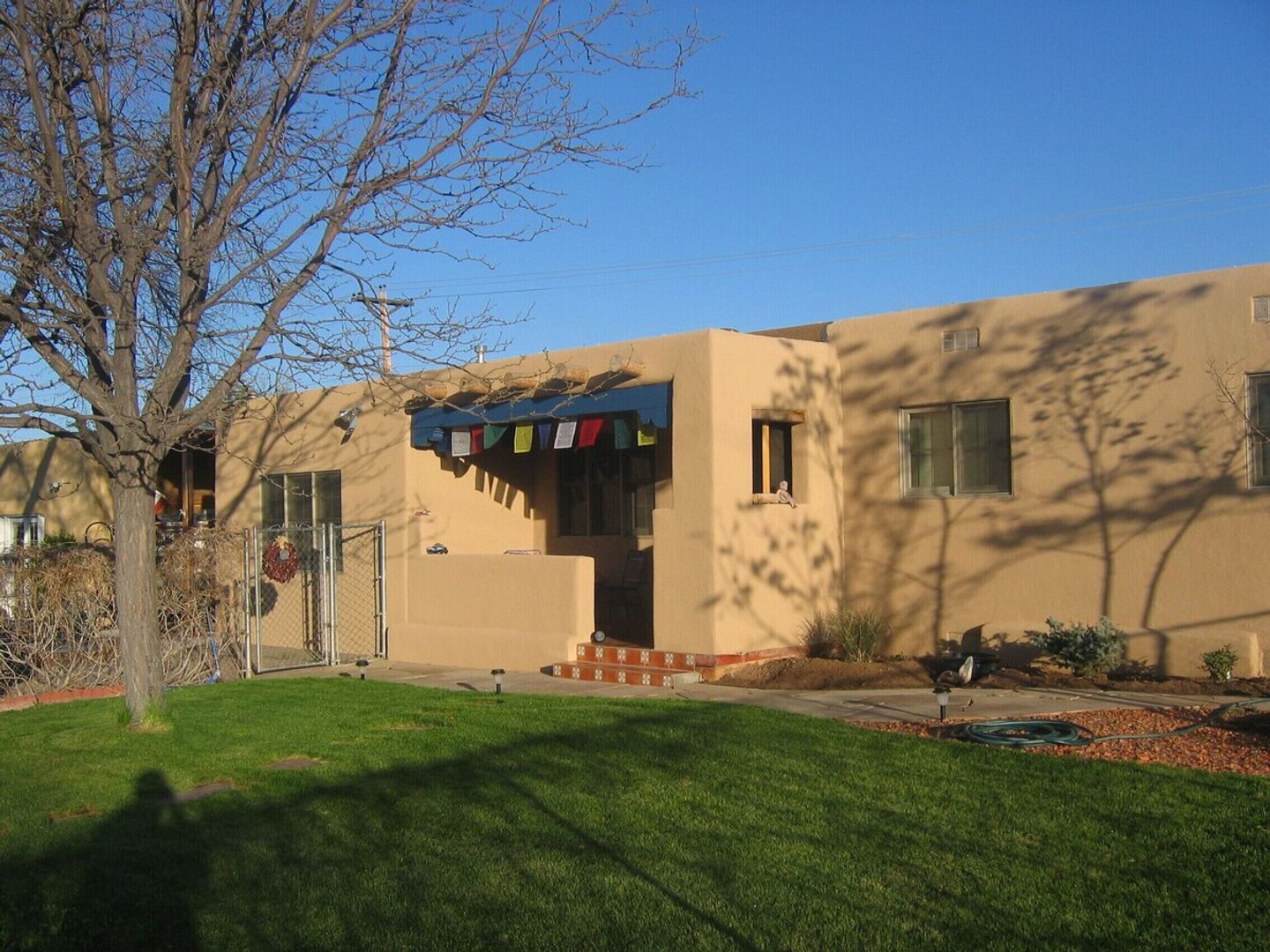 Santa Fe House: 907 Rio Vista Street