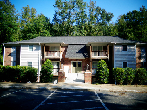 Convenient to Downtown Fuquay-Varina! Most utilities included! – photo 1
