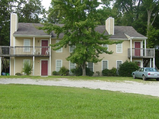 West Raleigh Area! Washer/Dryer Included! – photo 1