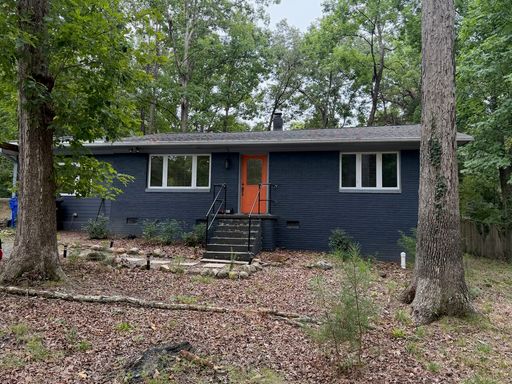 Chapel Hill Home – photo 1