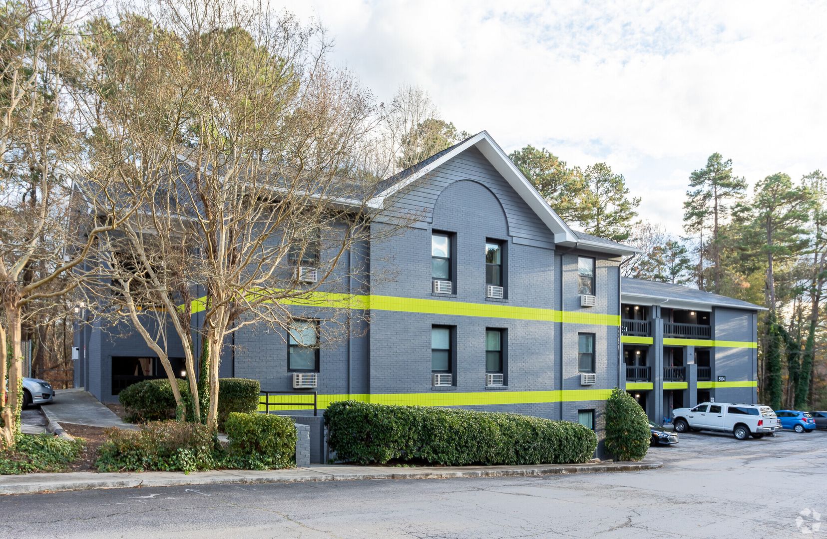 Raleigh Apartment: 5104 Hollyridge Drive