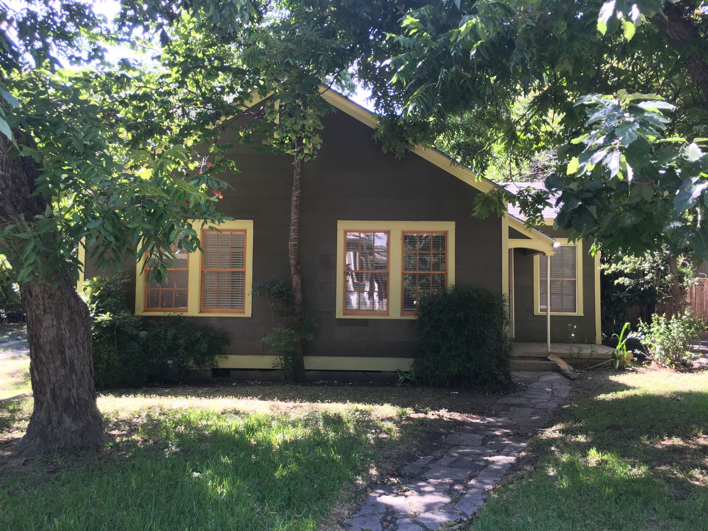 Austin Apartment: 3502 Hollywood