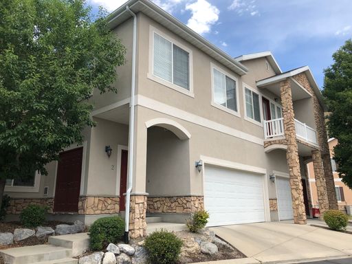 Wonderful 3 bed / 2 bath Condo with a pool – photo 1
