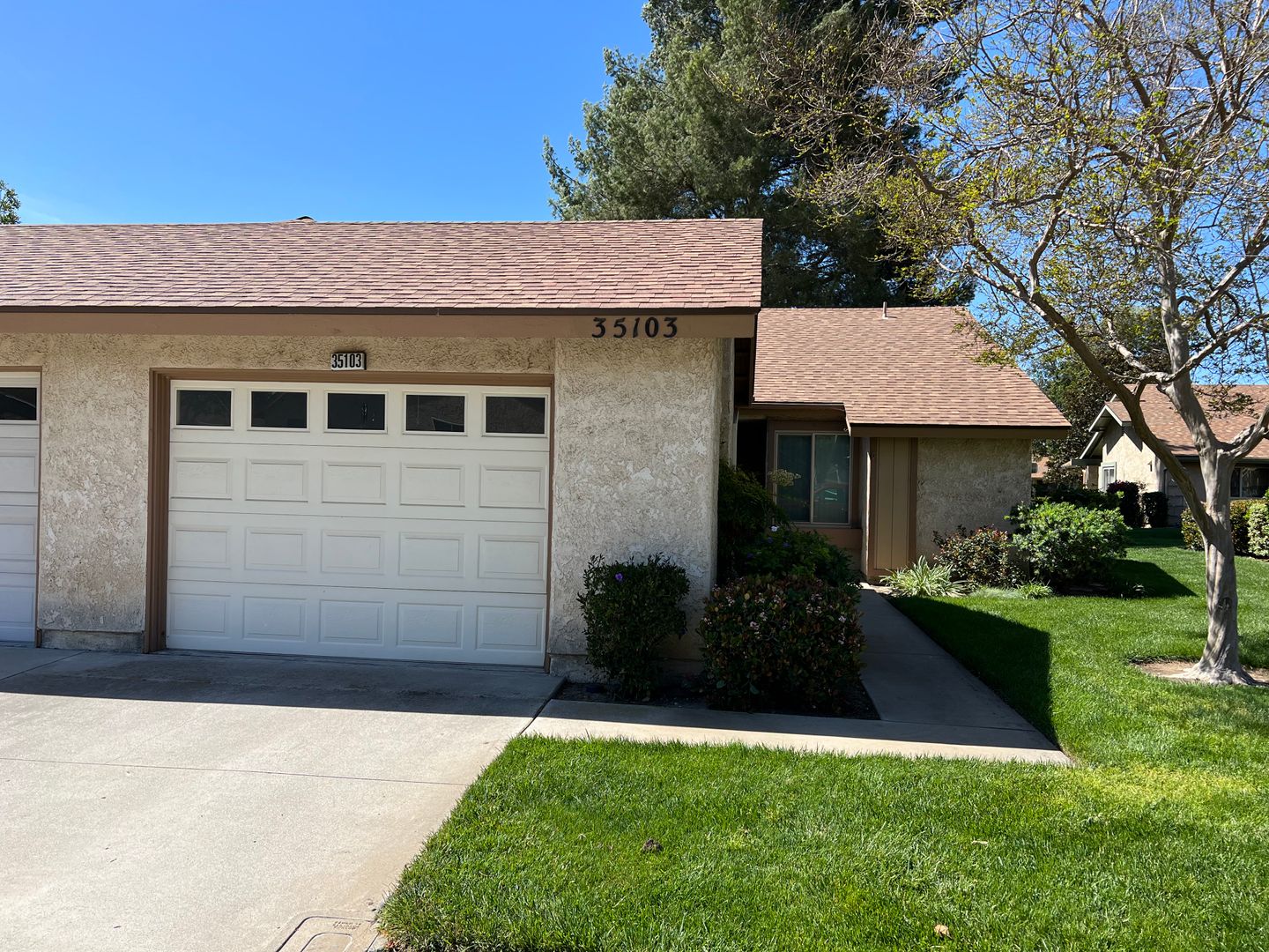 Camarillo House: 35103 Village 35