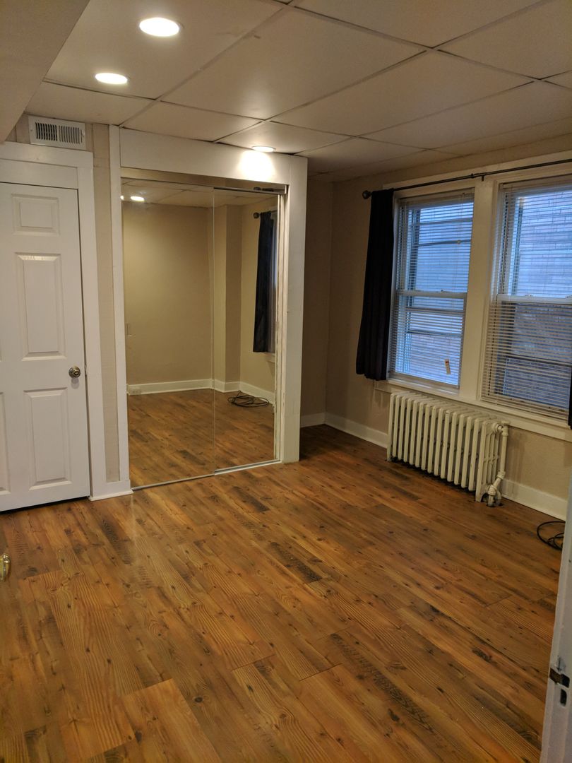 PITTSBURGH Apartment: 3244 DAWSON