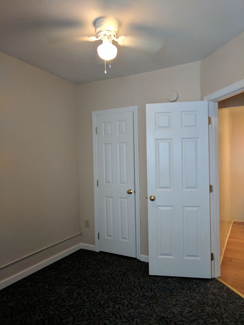 PITTSBURGH Apartment: 3303 JULIET ST