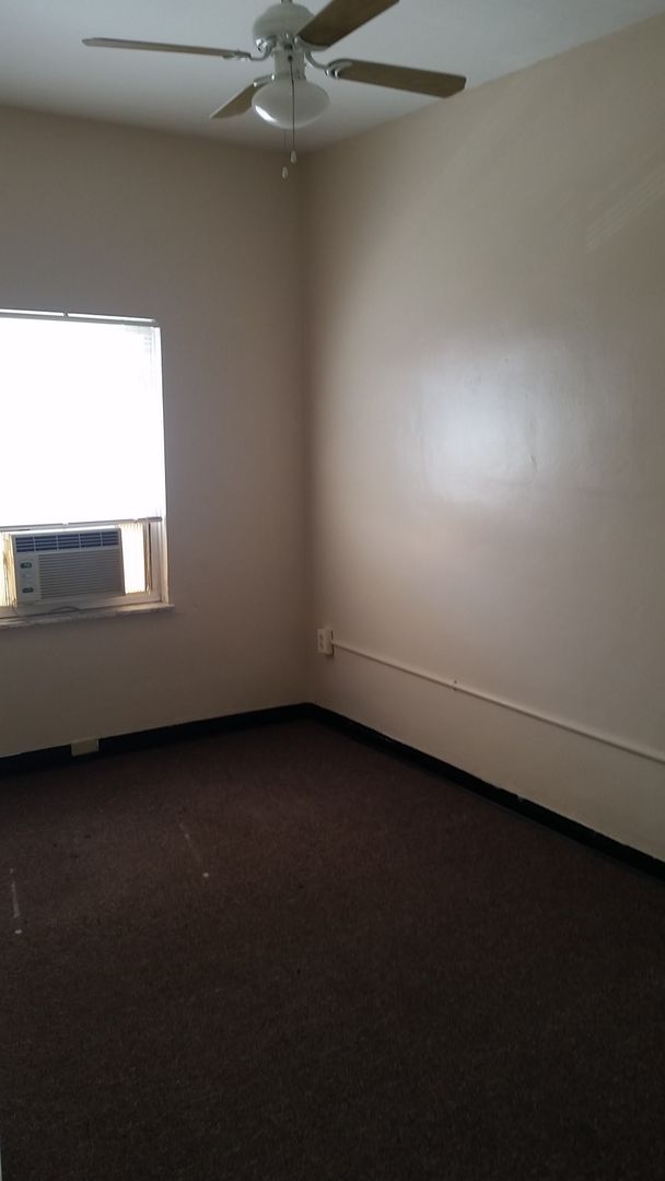 PITTSBURGH Apartment: 3329 WARD ST