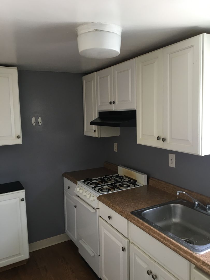 PITTSBURGH Apartment: 327 MEYRAN AVE